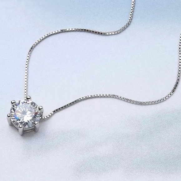 Jewelry - Sterling Silver Diamond Necklace